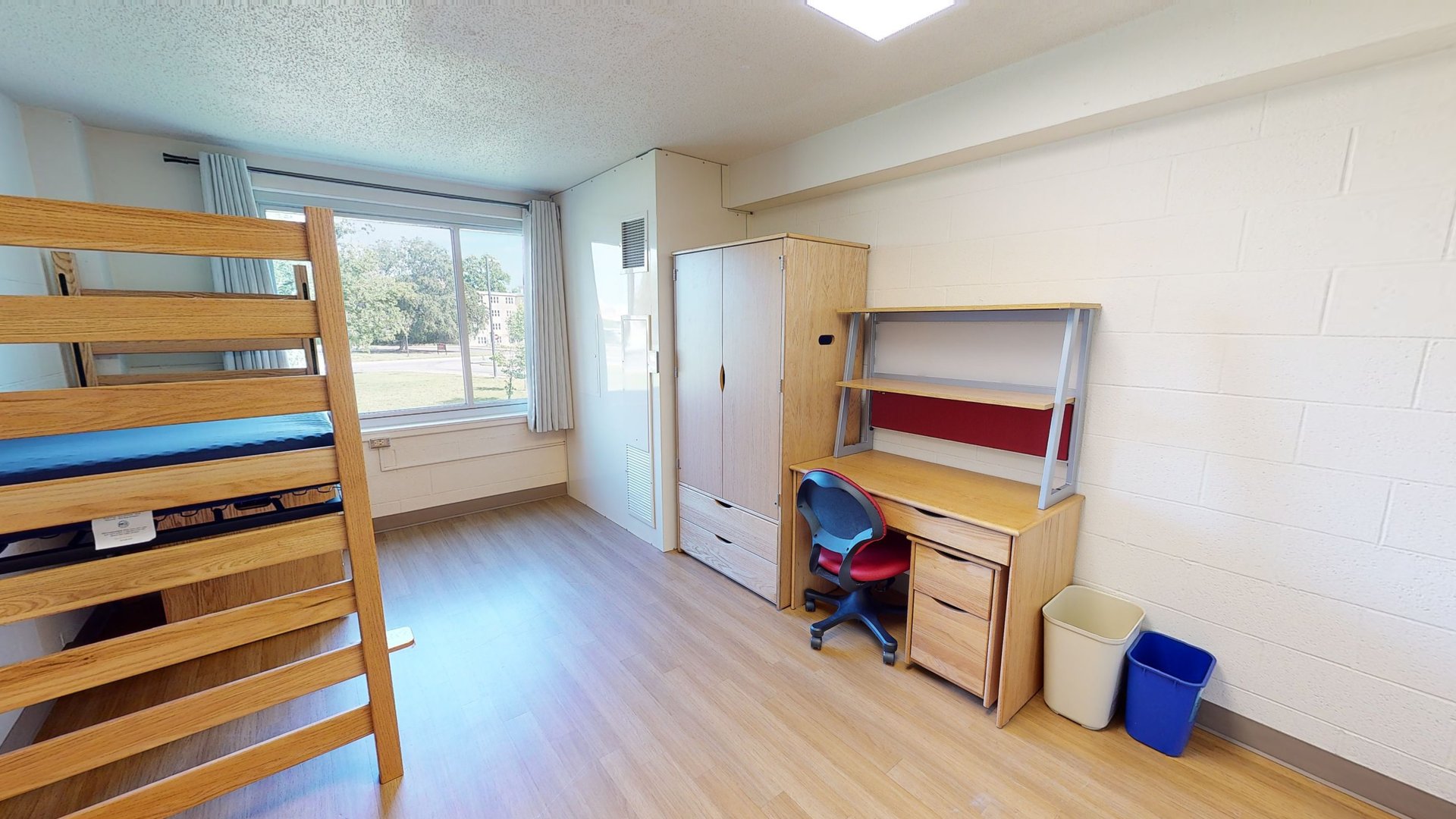 Foster Quad – Single Room